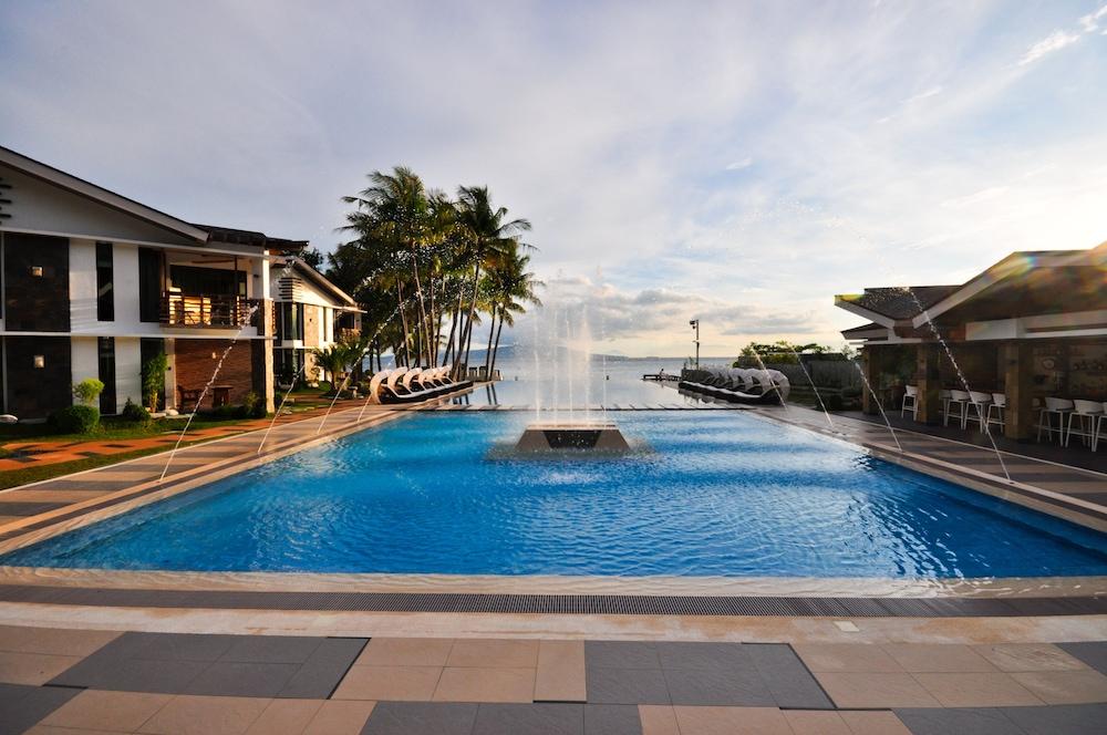 Infinity Resort Puerto Galera Bagian luar foto