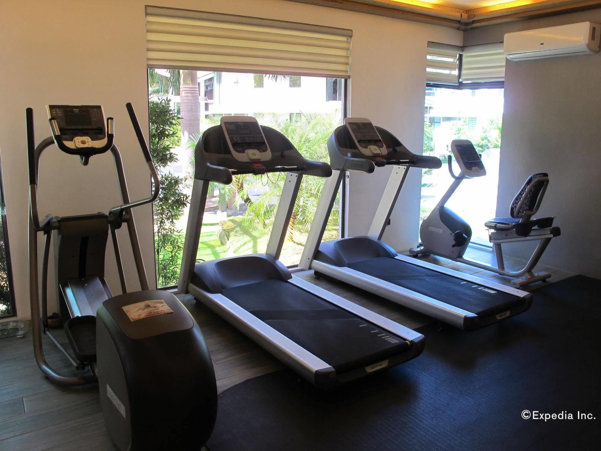 Infinity Resort Puerto Galera Bagian luar foto