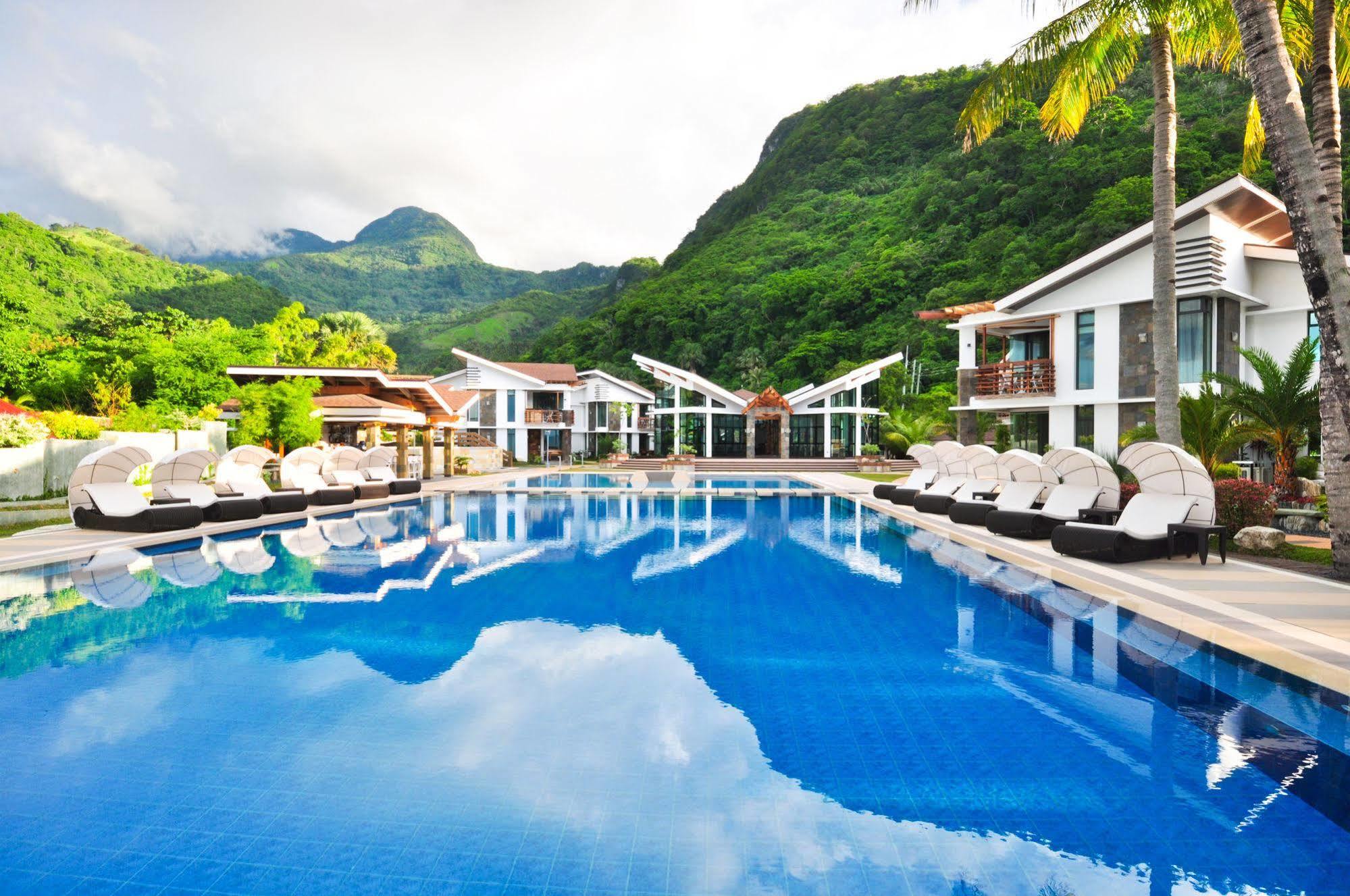 Infinity Resort Puerto Galera Bagian luar foto