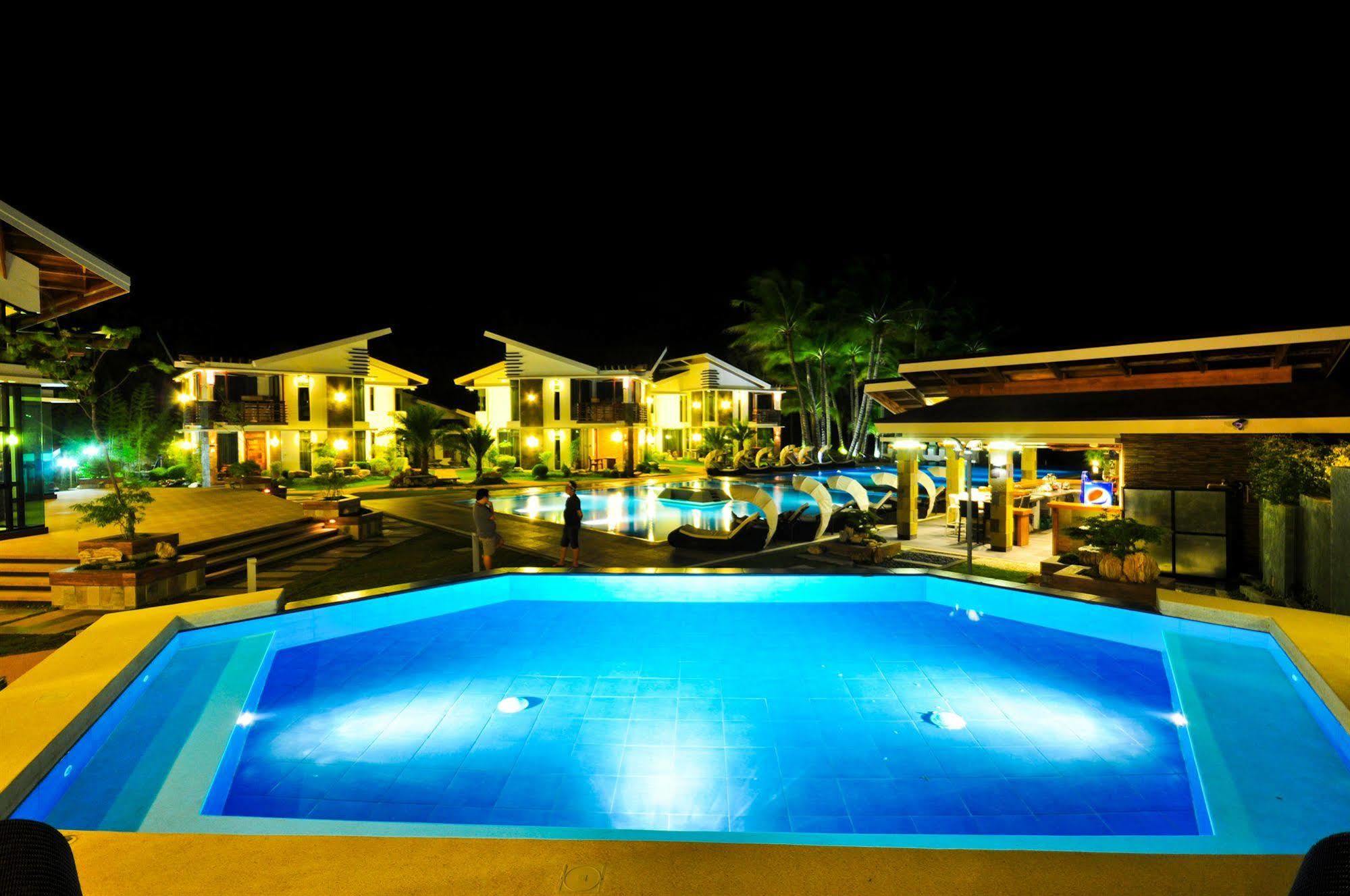 Infinity Resort Puerto Galera Bagian luar foto