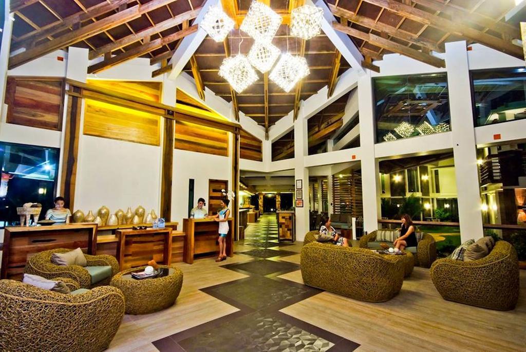 Infinity Resort Puerto Galera Bagian luar foto