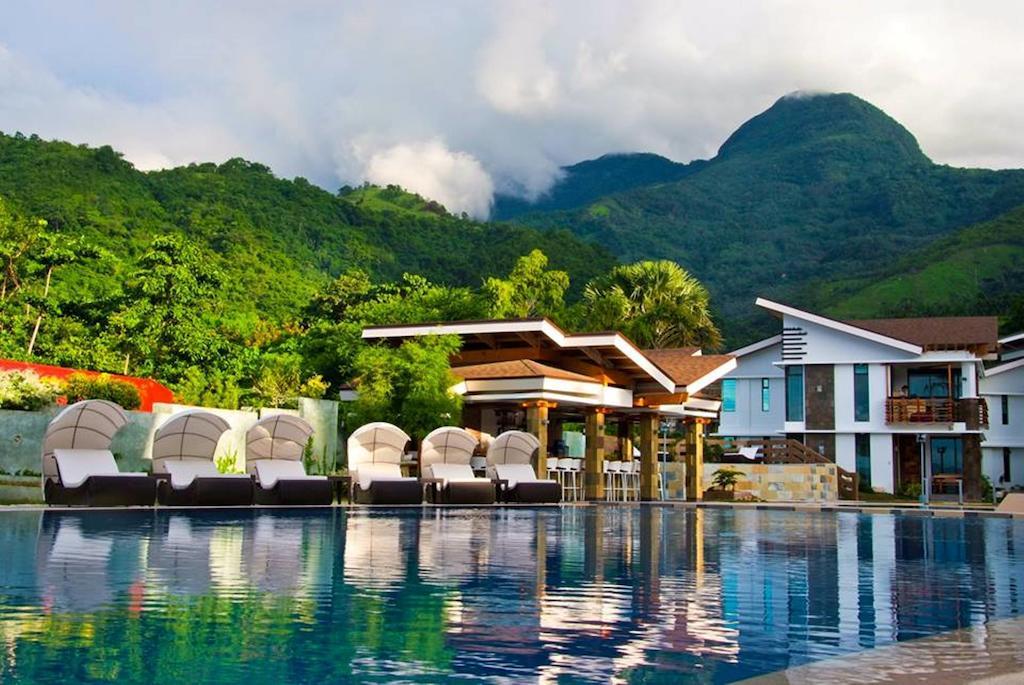 Infinity Resort Puerto Galera Bagian luar foto